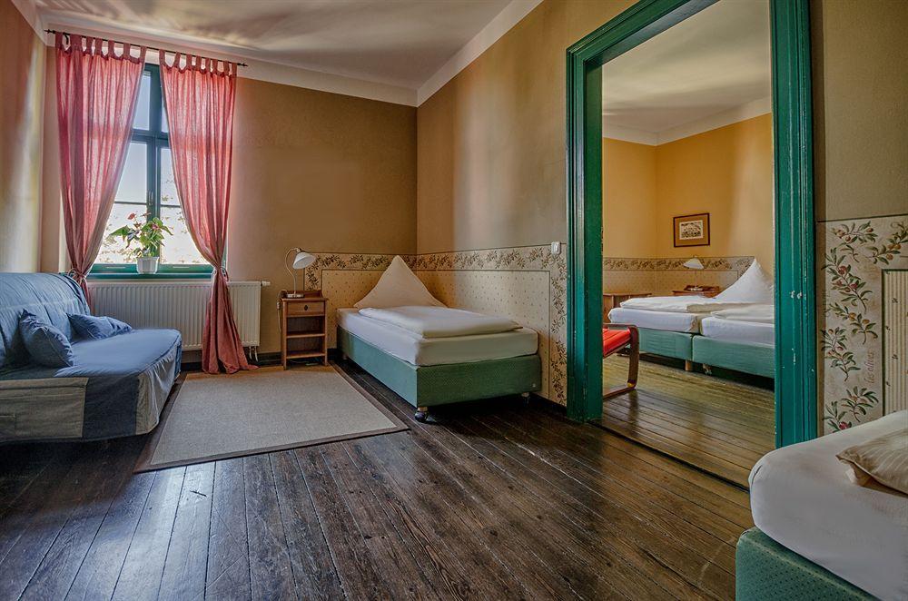 Hotel Zur Henne Naumburg  Esterno foto