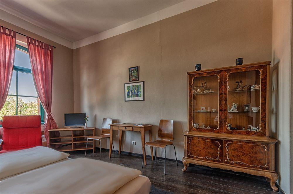 Hotel Zur Henne Naumburg  Esterno foto